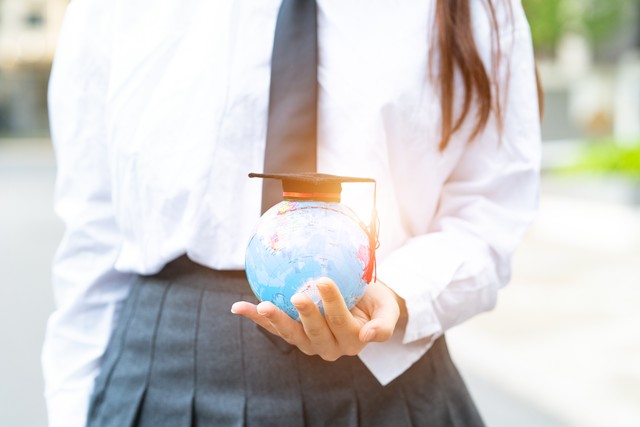留学机构中介（法国留学机构中介）